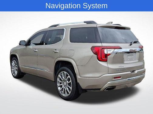 2022 GMC Acadia Denali