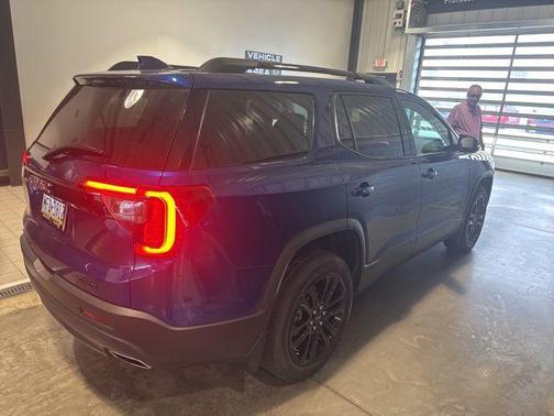 Ultra Blue Metallic 2023 GMC Acadia AWD SLE