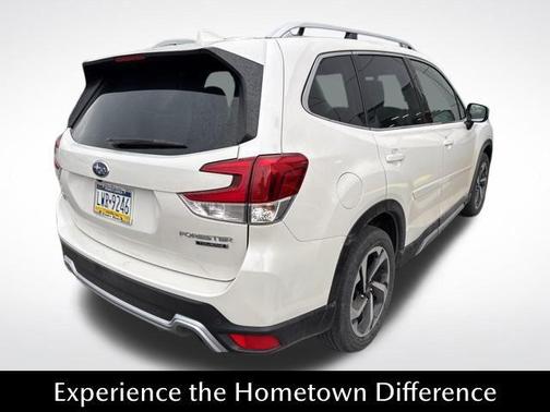 2023 Subaru Forester Touring