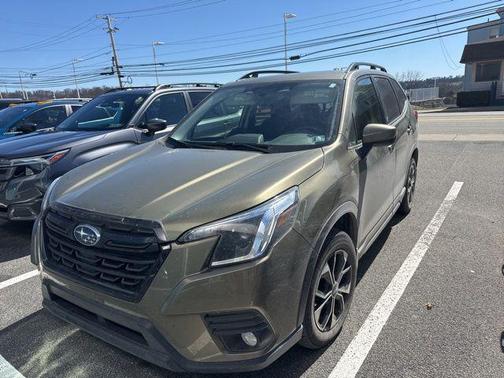 Autumn Green Metallic 2023 Subaru Forester Premium