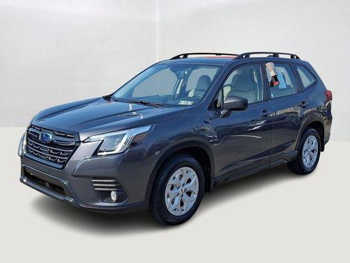 Magnetite Gray Metallic 2022 Subaru Forester Base