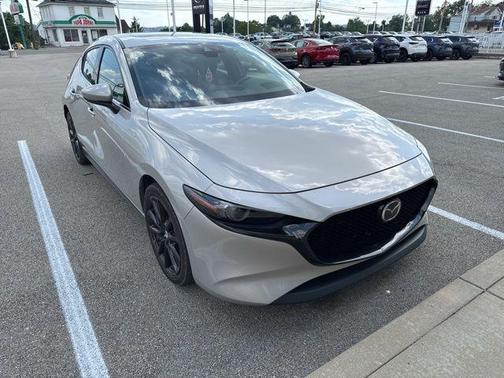 2022 Mazda Mazda3 FWD w/Premium Package