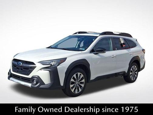 Crystal White Pearl 2023 Subaru Outback Limited XT