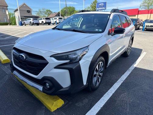 Crystal White Pearl 2023 Subaru Outback Limited XT