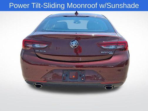2018 Buick Regal Sportback Essence