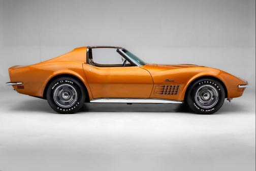 Ontario Orange 1972 Chevrolet Corvette Base