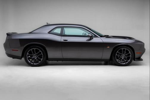 Granite Pearlcoat 2021 Dodge Challenger R/T Scat Pack