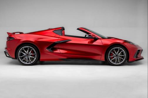 Red Mist Metallic Tintcoat 2023 Chevrolet Corvette Stingray w/3LT