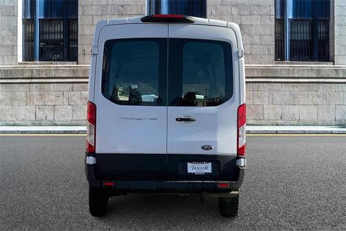 Photo 4 of 29 of 2020 Ford Transit-250 Base