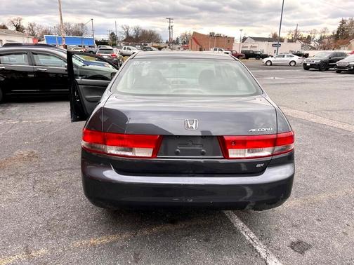 Photo 5 of 13 of 2003 Honda Accord EX