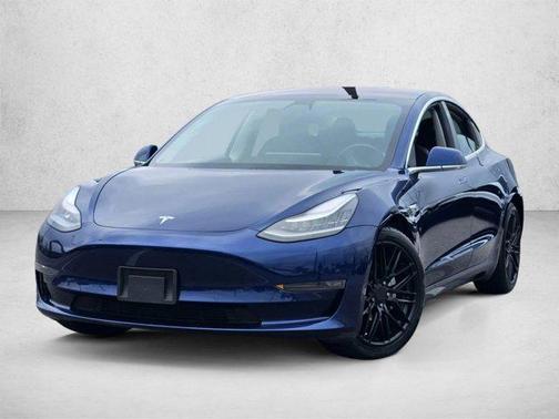 Deep Blue Metallic 2018 Tesla Model 3 Long Range