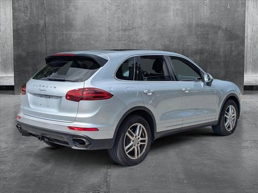 2016 Porsche Cayenne Base