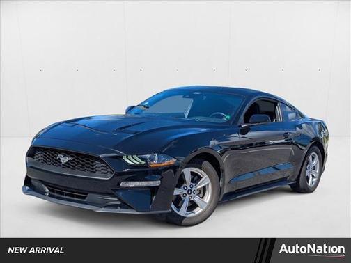 2022 Ford Mustang EcoBoost