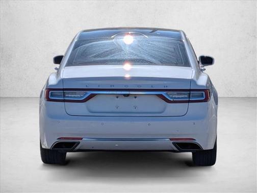 2017 Lincoln Continental Select