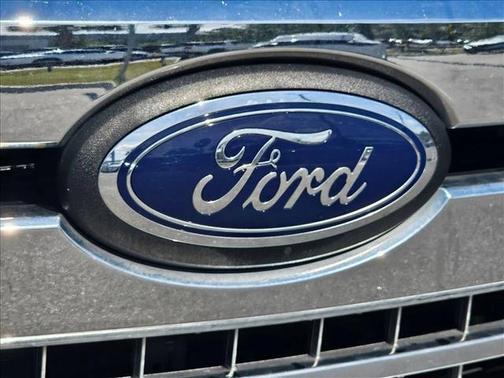 Oxford White 2018 Ford F-150 XLT