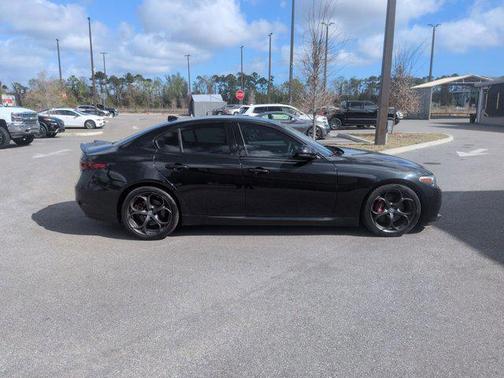 2018 Alfa Romeo Giulia Ti Sport