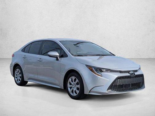 Classic Silver Metallic 2022 Toyota Corolla LE