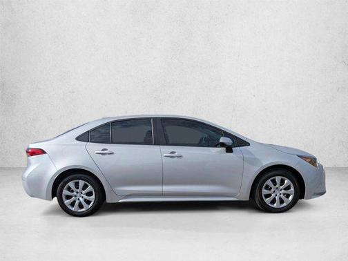 Classic Silver Metallic 2022 Toyota Corolla LE