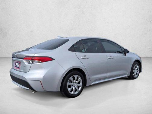 Classic Silver Metallic 2022 Toyota Corolla LE