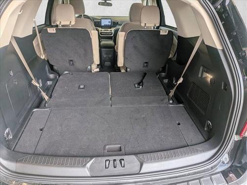 Agate Black Metallic 2023 Ford Explorer XLT