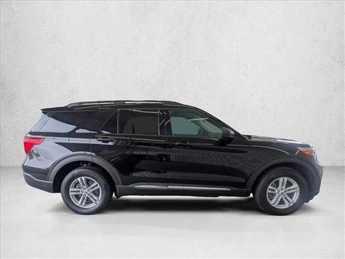 Agate Black Metallic 2023 Ford Explorer XLT