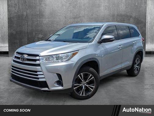 2019 Toyota Highlander LE