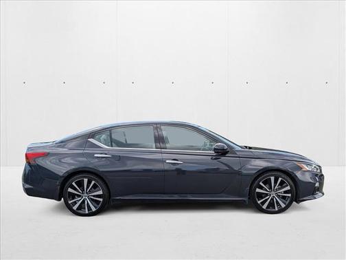 2019 Nissan Altima 2.5 Platinum