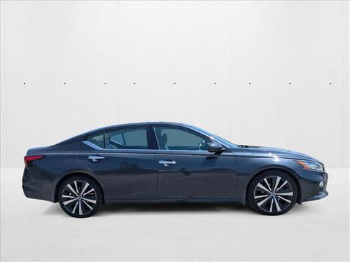 2019 Nissan Altima 2.5 Platinum