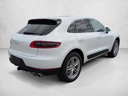 2017 Porsche Macan S
