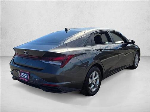 2021 Hyundai ELANTRA SE