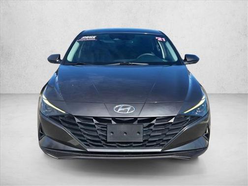2021 Hyundai ELANTRA SE