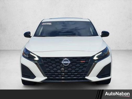 Pearl White Tricoat 2024 Nissan Altima SR FWD