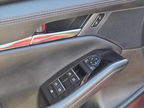 2025 Mazda Mazda3 FWD w/Preferred Package