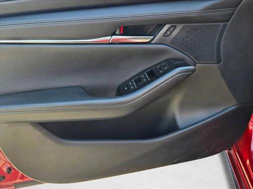 2025 Mazda Mazda3 FWD w/Preferred Package