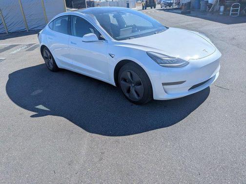 2020 Tesla Model 3 Standard Range Plus