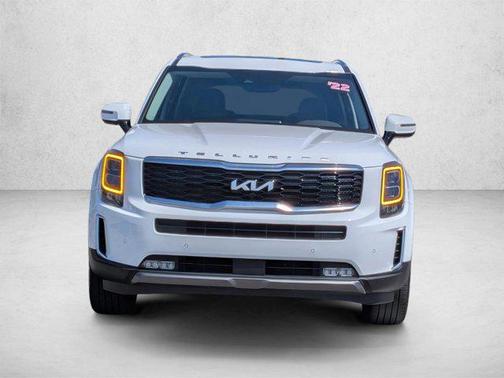 Glacial White Pearl 2022 Kia Telluride SX