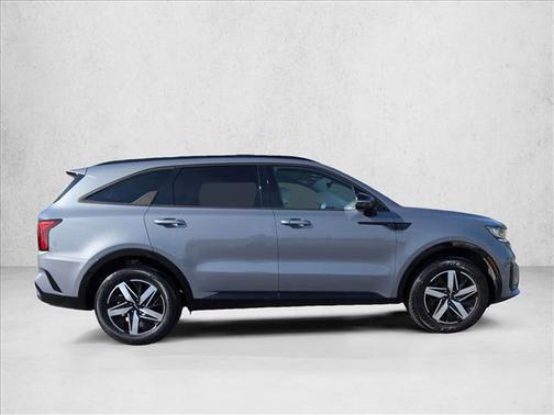 Everlasting Silver 2023 Kia Sorento S