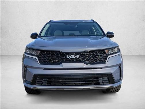 Everlasting Silver 2023 Kia Sorento S