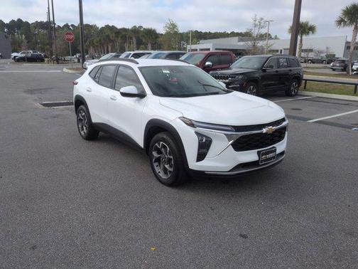 2024 Chevrolet Trax LT