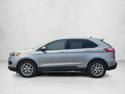 Iconic Silver Metallic 2022 Ford Edge SEL