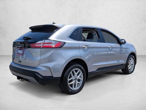 Iconic Silver Metallic 2022 Ford Edge SEL