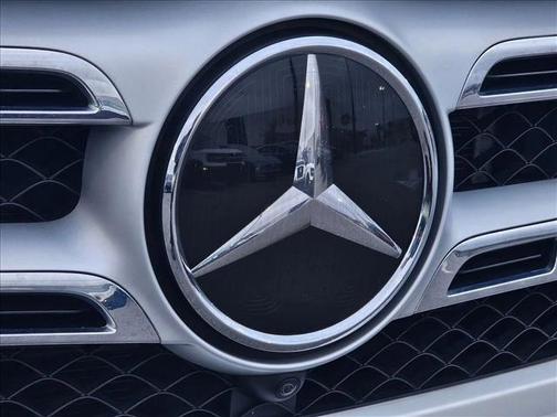 White 2021 Mercedes-Benz GLS 450 4MATIC