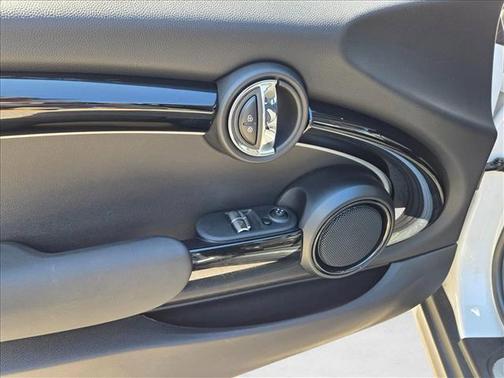 Nanuq White Metallic 2024 MINI Hardtop Cooper S