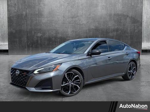 2023 Nissan Altima SR FWD