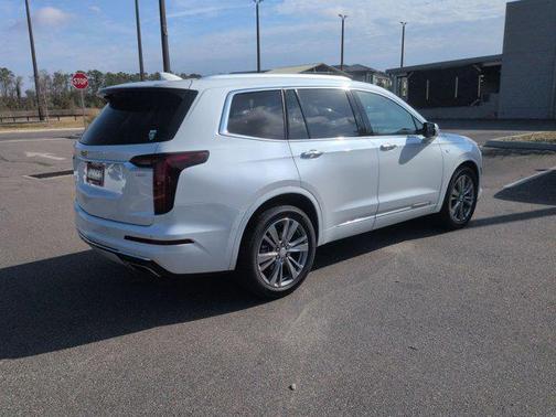 2024 Cadillac XT6 Premium Luxury FWD