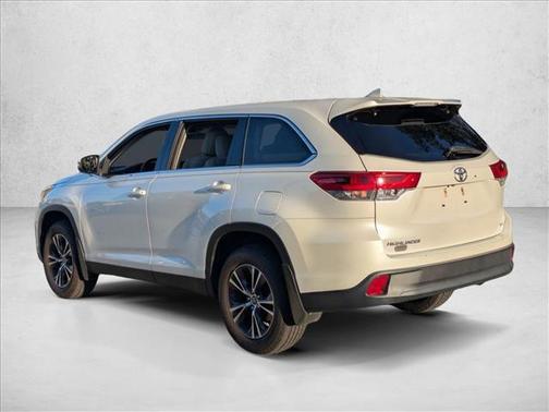 2019 Toyota Highlander LE Plus
