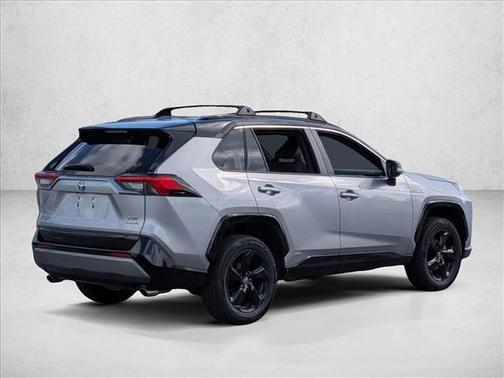 2020 Toyota RAV4 Hybrid SE