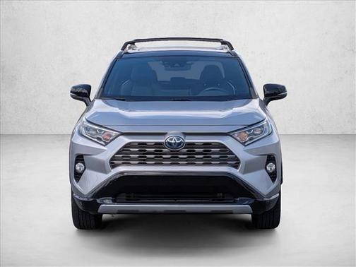 2020 Toyota RAV4 Hybrid SE