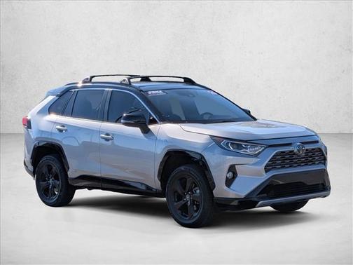 2020 Toyota RAV4 Hybrid SE