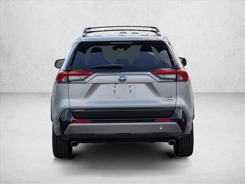 2020 Toyota RAV4 Hybrid SE